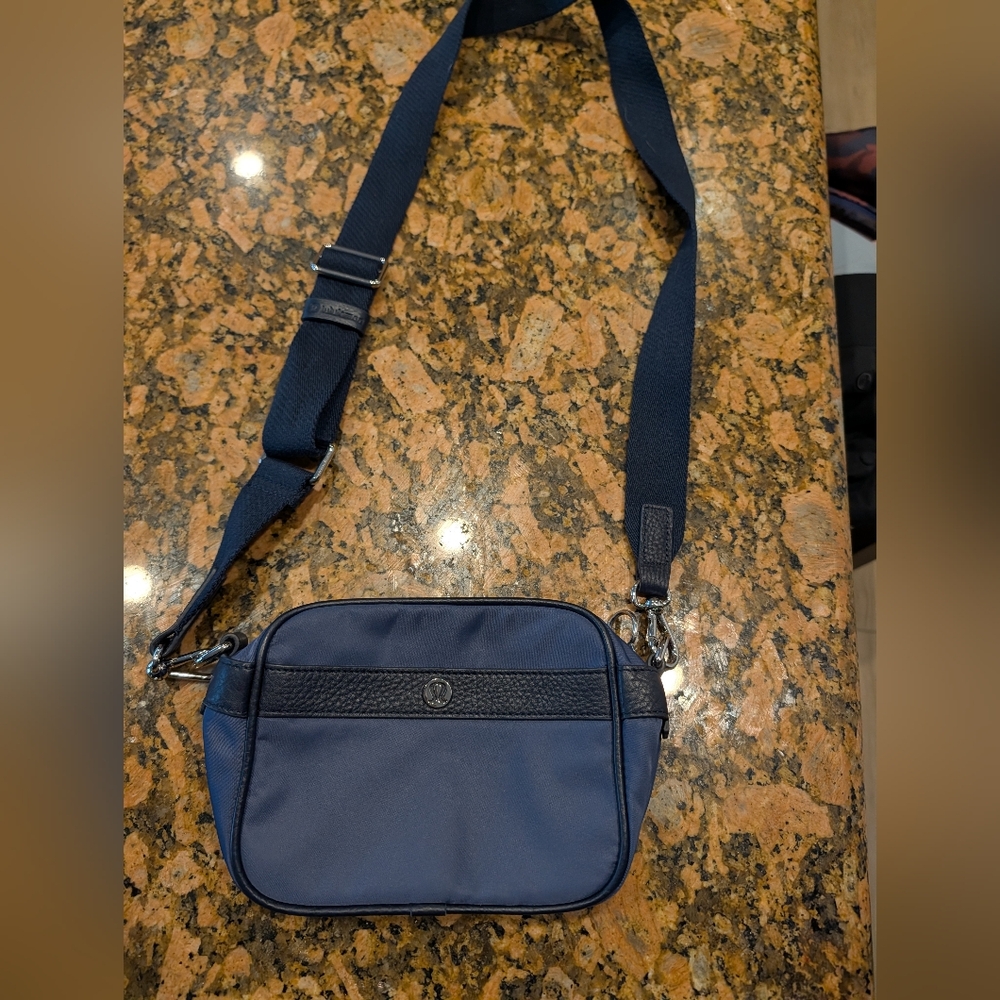 Lululemon Purse